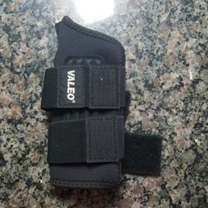 Valeo medium universal carpal tunnel brace